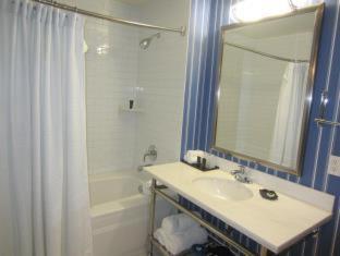 Plaza Waterfront 3* Stockton